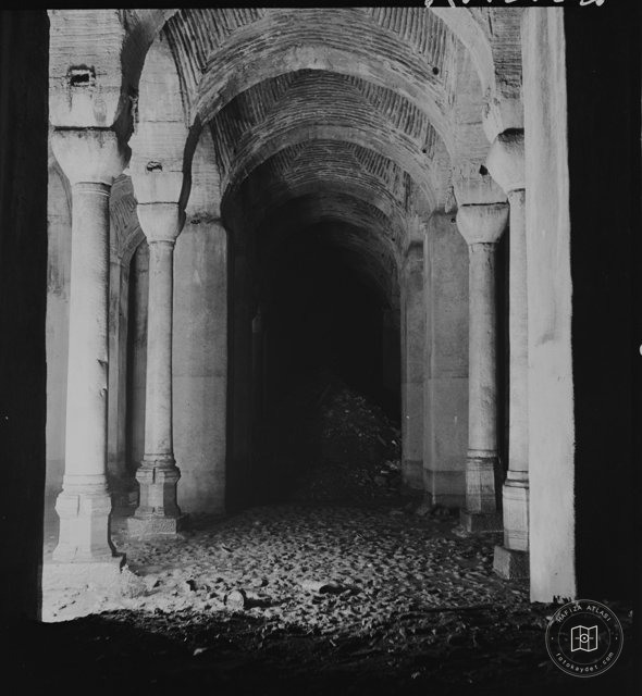 Uncapsule Sarniç