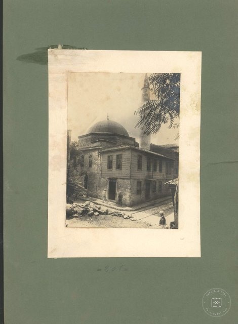 Yavuz Ersinan Camii — Arşiv Görseli