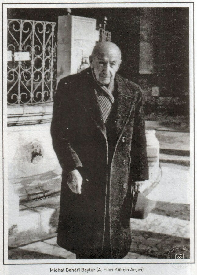 Midhat Bahari
