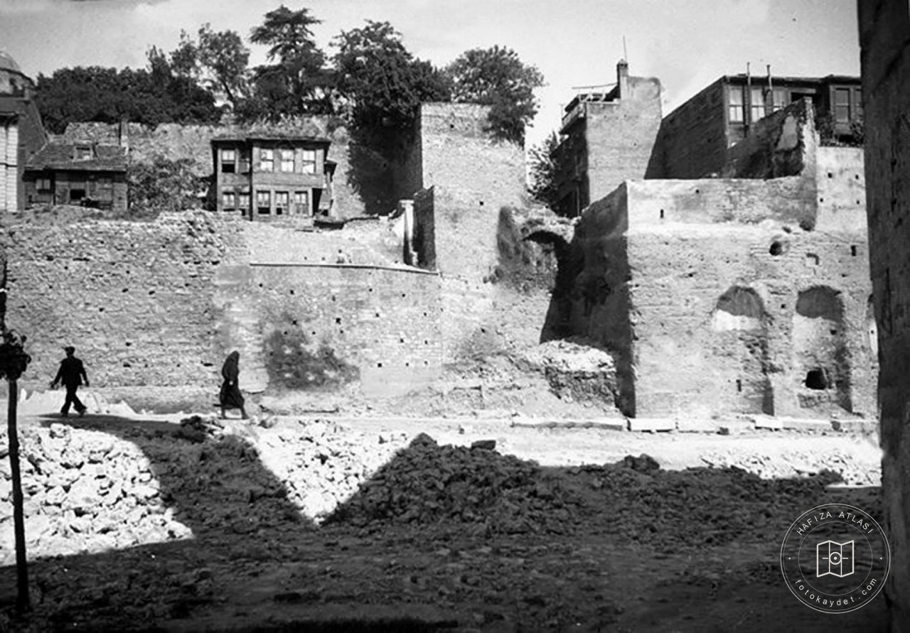 Atatürk Bulvarı