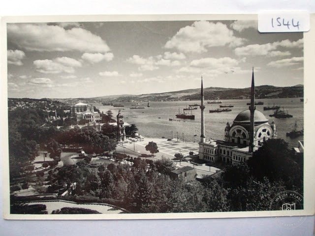 Dolmabahçe and Çırağan — Archive image
