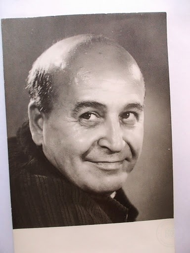 Historical Contacts — Portrait