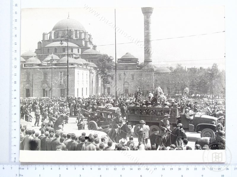 Beyazıt — Arşivden bir görünüm