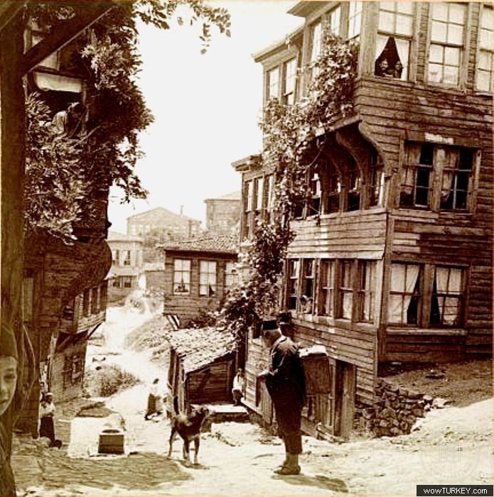 Sokaklar — Arşivden bir görünüm