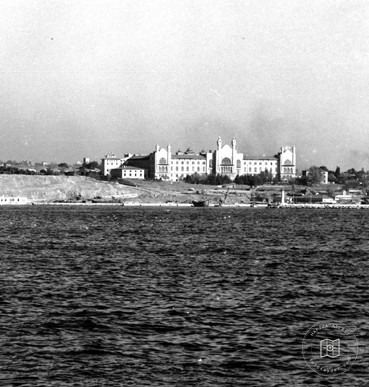 Haydarpaşa’da Mekteb-i Tıbbiye Binası