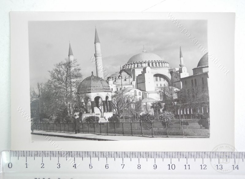 Ayasofya — Arşivden bir görünüm
