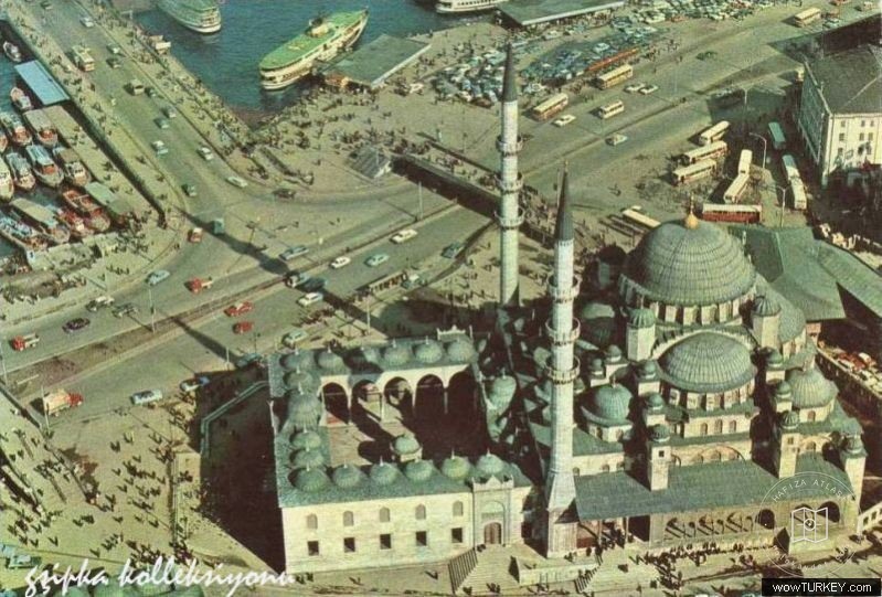New Mosque and Eminonu Postcarded