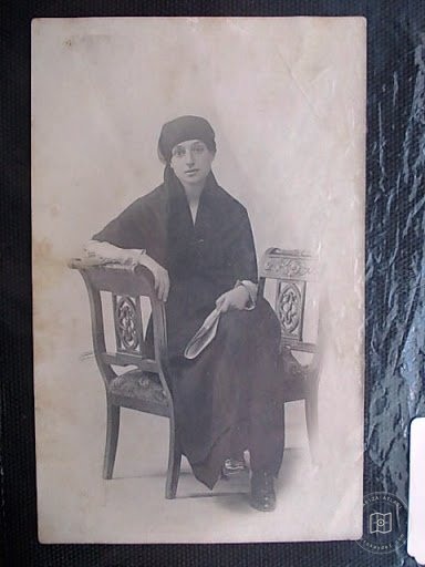 WOMEN — Archive image