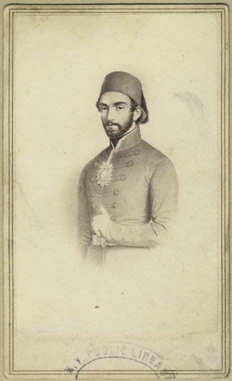 Ottoman People, Soldiers, Officers, Costumes — Portrait from the archive