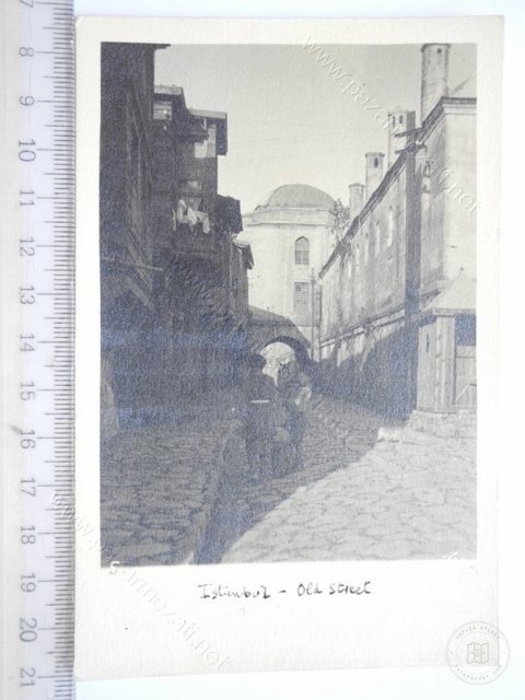 Sokaklar — Arşivden bir görünüm