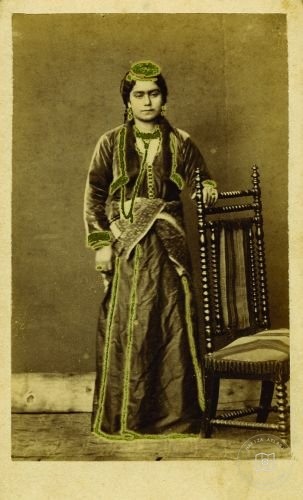 Kadın-Aydın-Ermeni