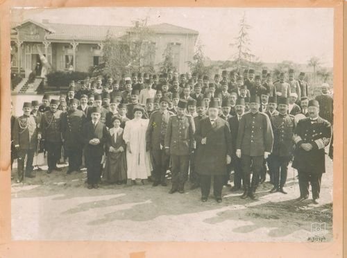 Hanedanlar — Portre / Kişi Görseli