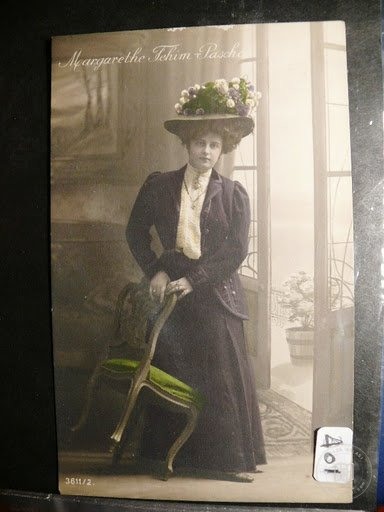 WOMEN — Archive image
