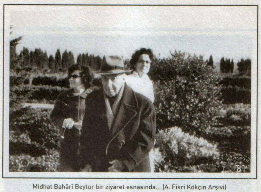 Midhat Bahari