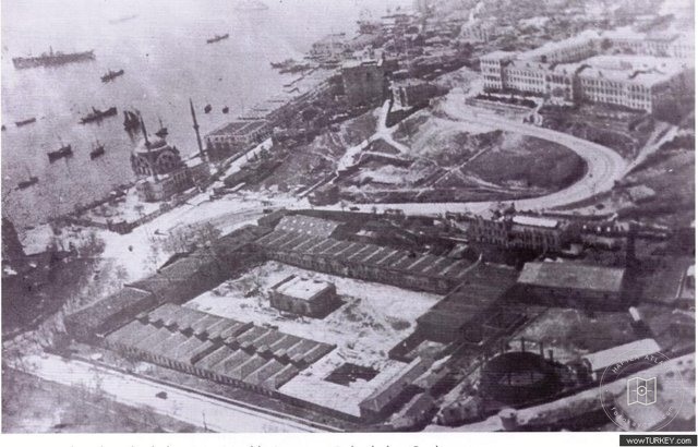Dolmabahçe and Çırağan — View from the archive