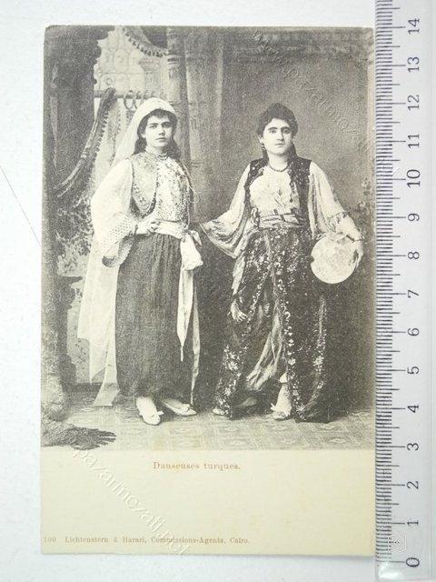 Kadınlar — Arşivden bir görünüm