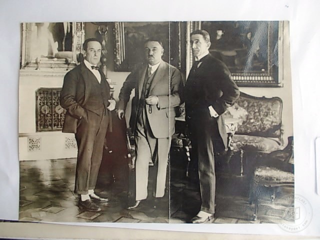 Historical Contacts — Portrait