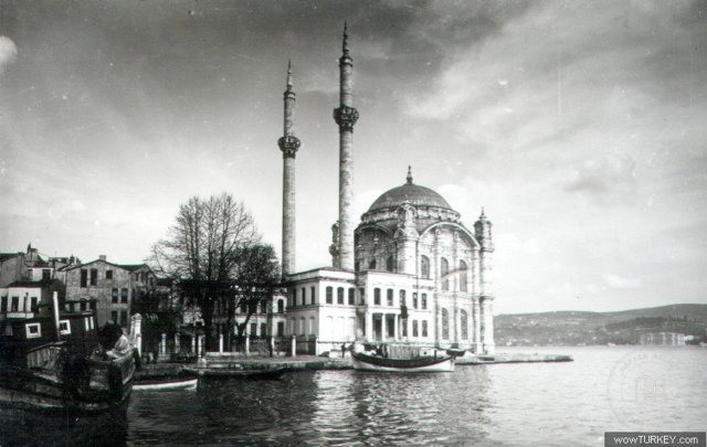 Ortaköy Mosque 5-pg