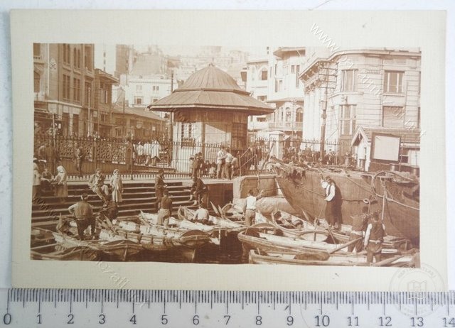Karaköy — Arşivden bir görünüm