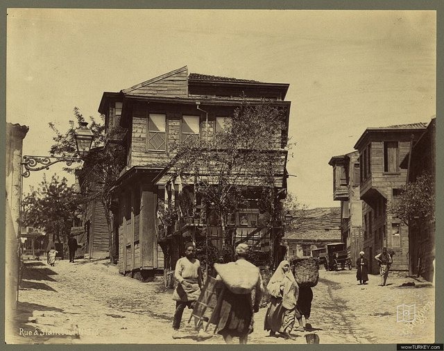 Sokaklar — Arşivden bir görünüm