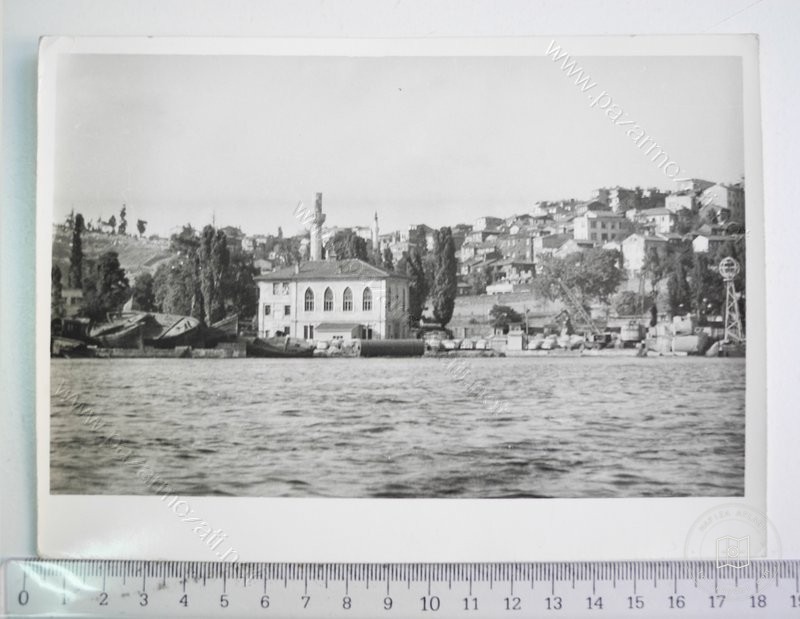 Flashlight, Balat and Ayvansaray — View from the archive