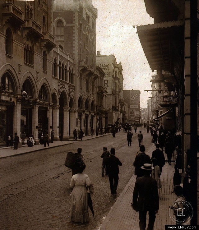 Beyoğlu — Arşivden bir görünüm