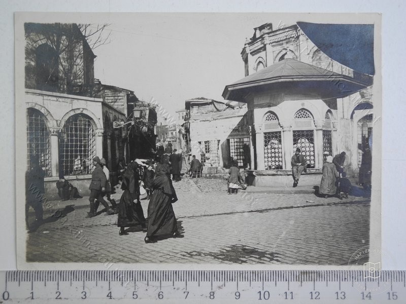 Sebiller ve Çeşmeler — Arşivden bir görünüm