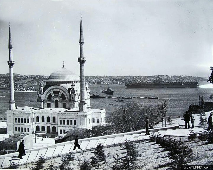 Dolmabahçe Camii