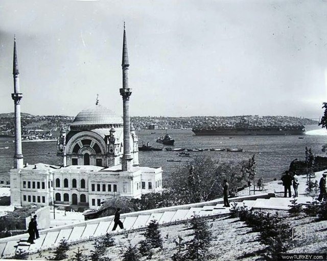 Dolmabahçe Mosque