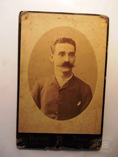 Portreler ve Yaşam — Portre / Kişi Görseli