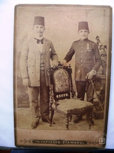 Portreler ve Yaşam — Portre ve kişi arşivi
