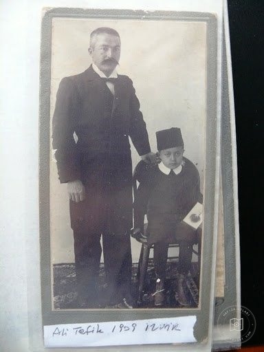 Portreler ve Yaşam — Portre / Kişi Görseli