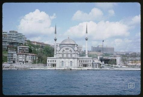 Dolmabahçe and Çırağan — Archive image