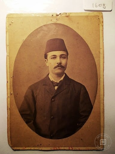 Portreler ve Yaşam — Portre ve kişi arşivi