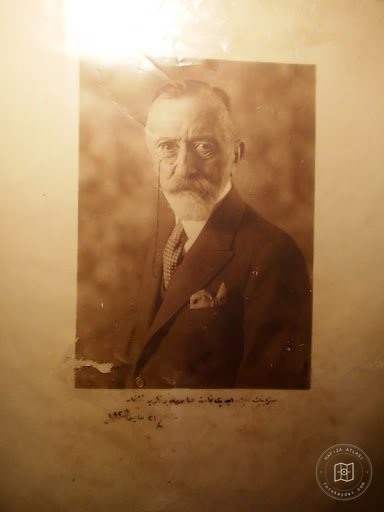 Tarihî Kişiler — Portre / Kişi Görseli