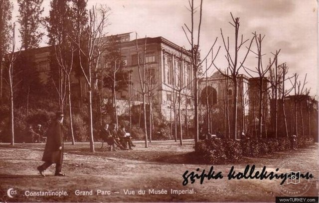 Eskııstanbulımparatorlukmuzesı C