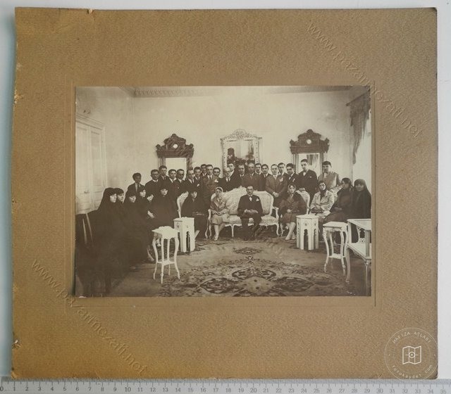Portreler ve Yaşam — Portre ve kişi arşivi