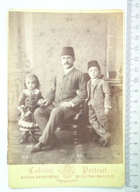 Portreler ve Yaşam — Portre ve kişi arşivi