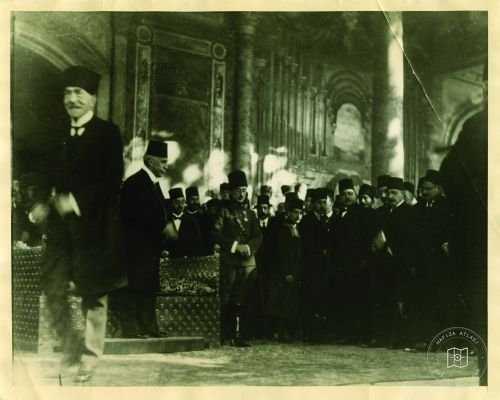 Halife Abdülmecid