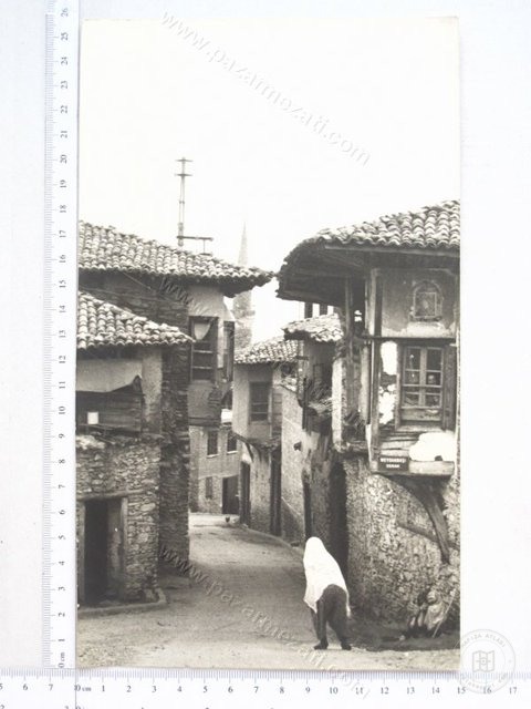 Sokaklar — Arşivden bir görünüm