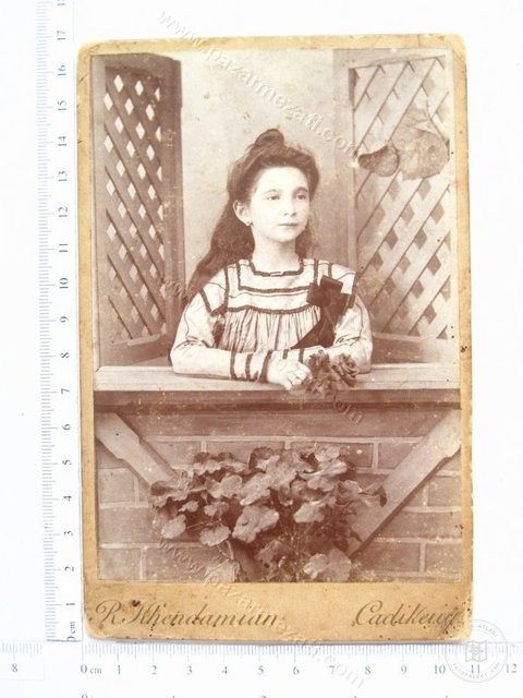 Kadınlar — Arşivden bir görünüm