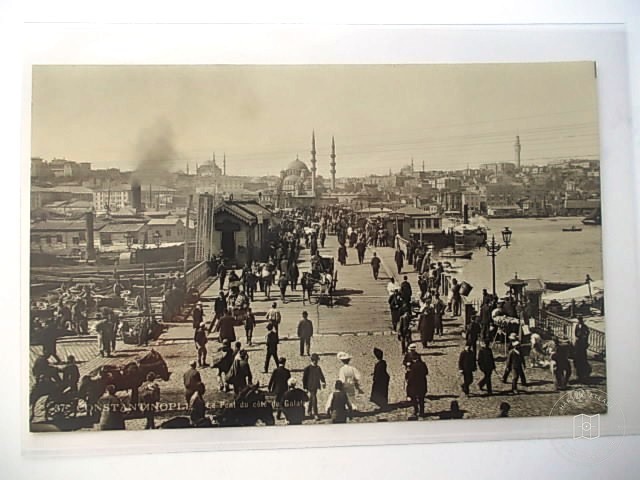 Galata Bridge — Archive image