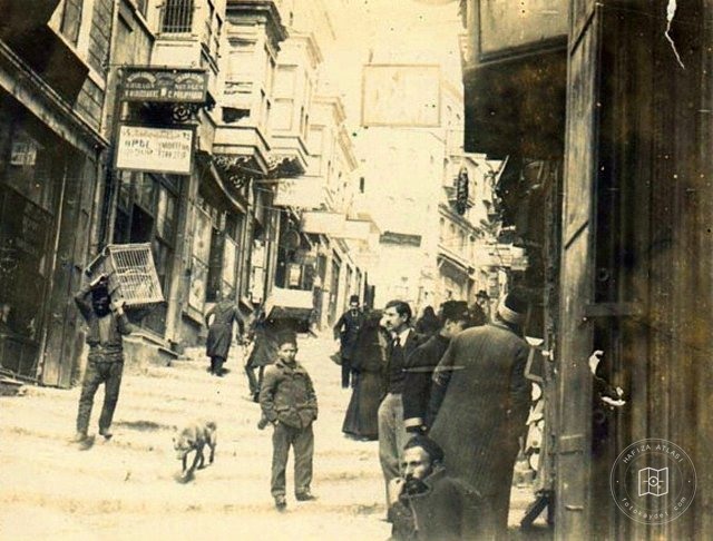 Karaköy — Arşivden bir görünüm