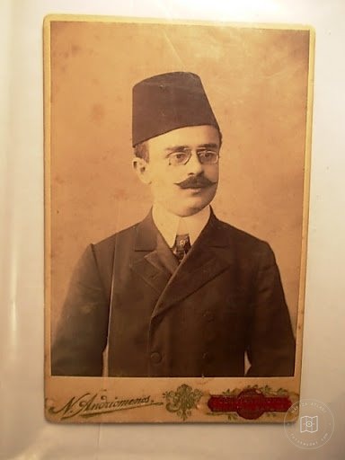 Portreler ve Yaşam — Portre / Kişi Görseli