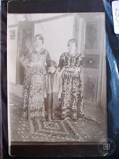 WOMEN — Archive image
