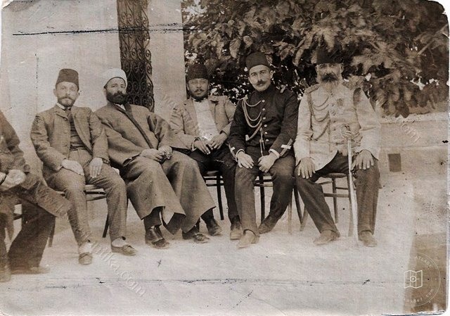 Necmeddin Molla ve Arkadaşları