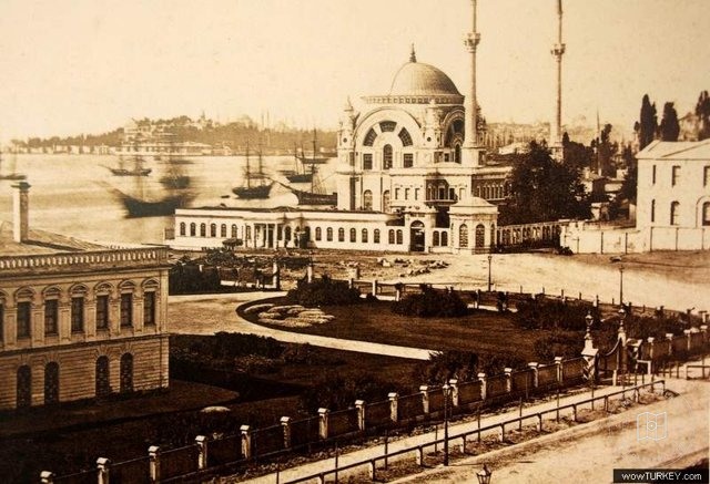 Dolmabahçe and Çırağan — Archive image