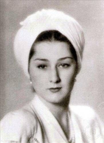 Hanedanlar — Portre / Kişi Görseli