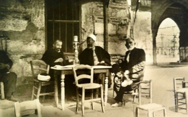 Portreler ve Yaşam — Portre ve kişi arşivi