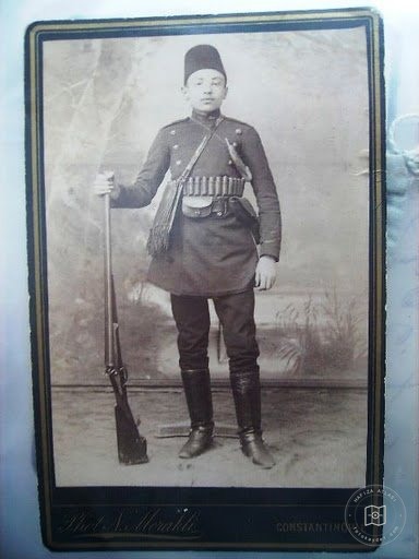 Askerî Yaşam — Arşivden bir görünüm